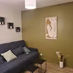 Appartement Charmant 17Eme