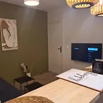 Appartement Charmant 17Eme